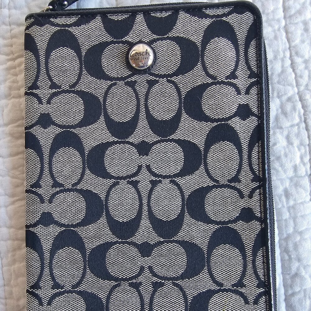 Coach e-reader case